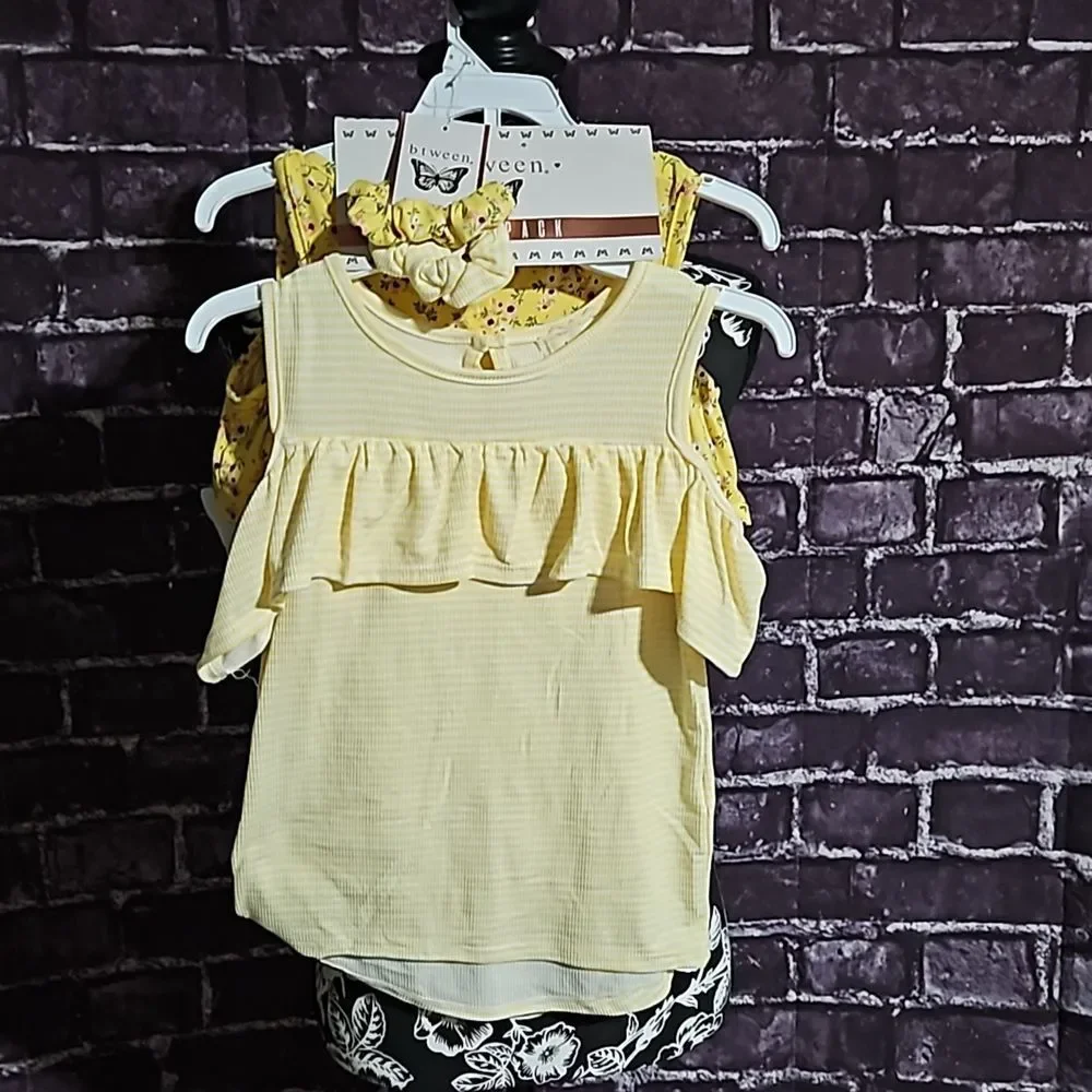 BTween Girls 4 piece Spring Set Size 5T - Picture 2 of 4